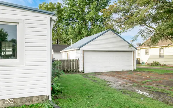 90 N Park DR, Scottsburg, IN 47170