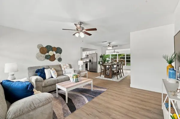 3030 COURTLAND ST, Sarasota, FL 34237