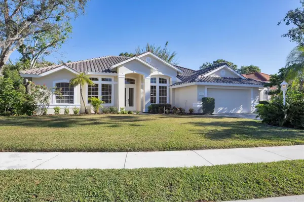 6615 HUNTER COMBE XING, University Park, FL 34201