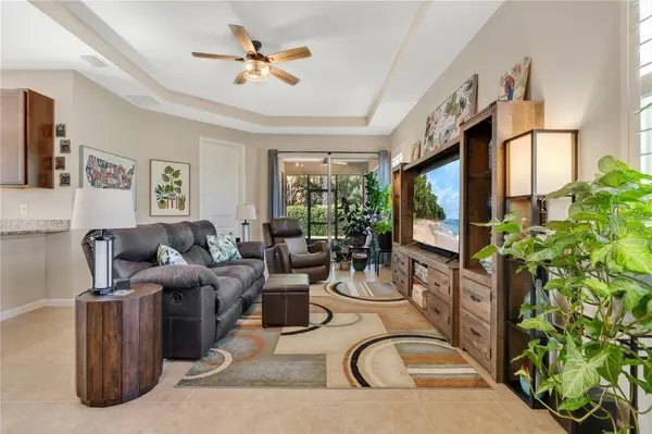 161 OLD MOSS CIR, Deland, FL 32724