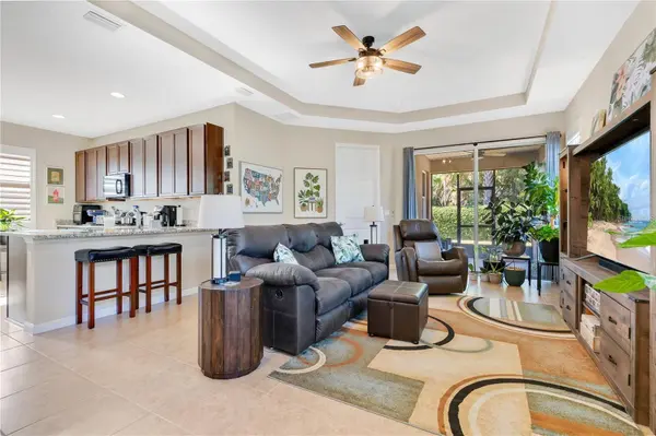161 OLD MOSS CIR, Deland, FL 32724