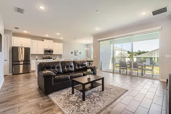 2372 SIRENA LN, Mount Dora, FL 32757