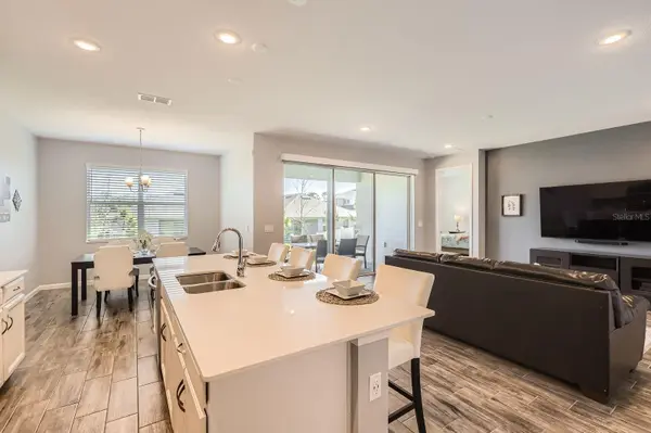 2372 SIRENA LN, Mount Dora, FL 32757