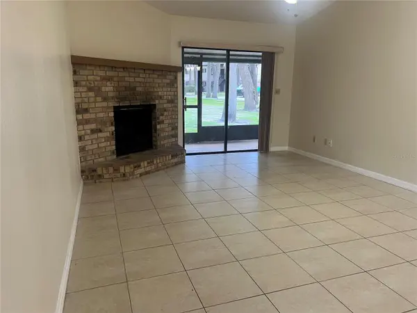 1805 FOXHALL CIR, Kissimmee, FL 34741