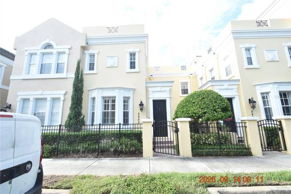 2405 VICTORIA GARDENS LN #2405, Tampa, FL 33609