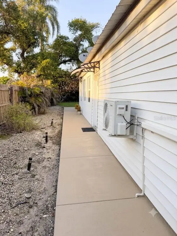 8708 N EDISON AVE #B, Tampa, FL 33604