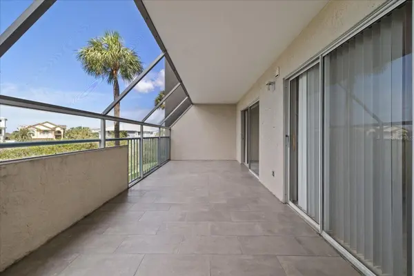 5537 SEA FOREST DR #104, New Port Richey, FL 34652
