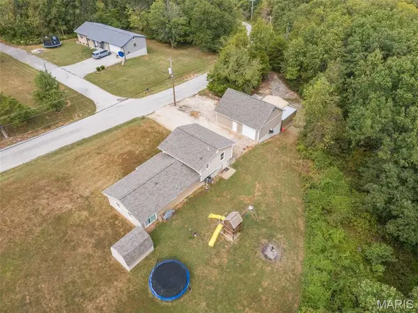 2609 Parthenon DR, De Soto, MO 63020