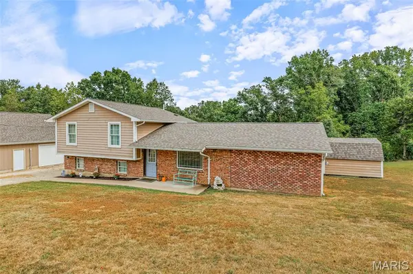 2609 Parthenon DR, De Soto, MO 63020