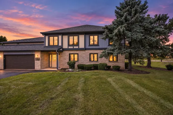 2741 Harbor DR #2741, Joliet, IL 60431