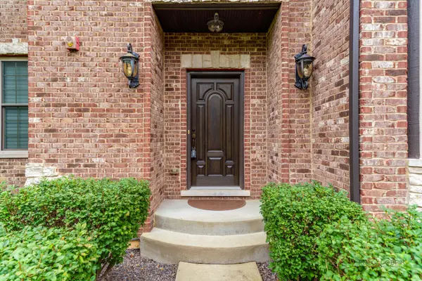 7209 Daybreak LN, Long Grove, IL 60060