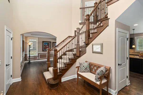7209 Daybreak LN, Long Grove, IL 60060