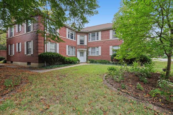 1510 S Race ST #4, Urbana, IL 61801