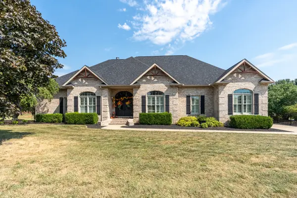 1505 Gleneagle DR, Marion, IL 62959