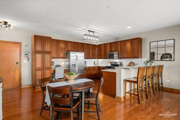 140 S RIVER ST #211, Aurora, IL 60506