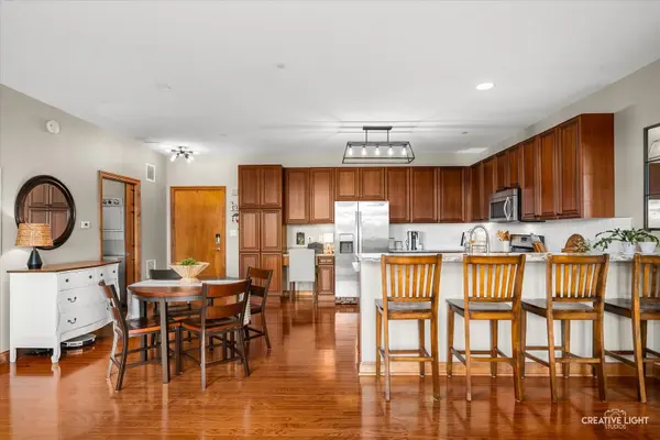 140 S RIVER ST #211, Aurora, IL 60506