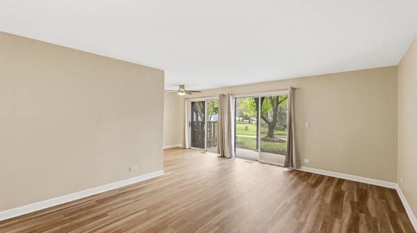 2158 Lancaster CIR #101C, Naperville, IL 60565