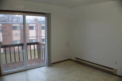 2902 31st ST #3, Zion, IL 60099
