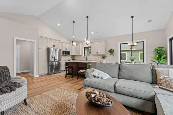 1326 Falstone Alcove NE, Byron, MN 55920