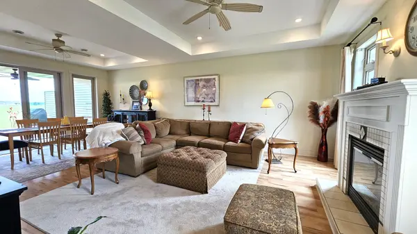 39324 Wild Rose CT, Sauk Centre, MN 56378