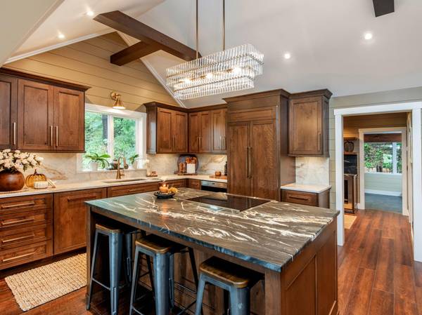 631 Front ST, Hudson, WI 54016