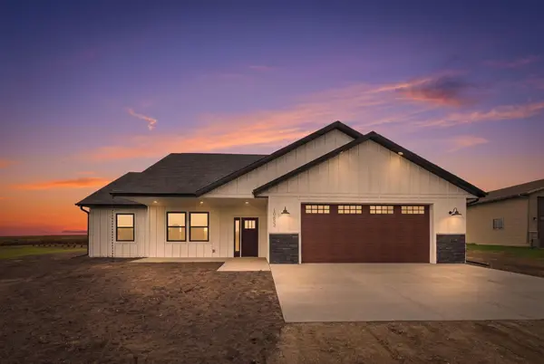 10653 Marty View CIR, Kimball, MN 55353