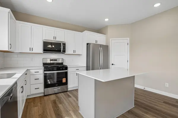 849 Walnut Grove LN, Hanover, MN 55341