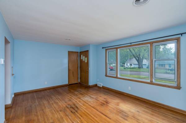 13 Southview DR, Mankato, MN 56001