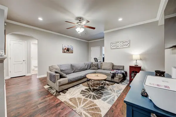 2302 W Bradford CIR, Newcastle, OK 73065