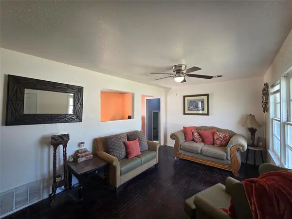 3425 Willow Creek DR, Midwest City, OK 73110