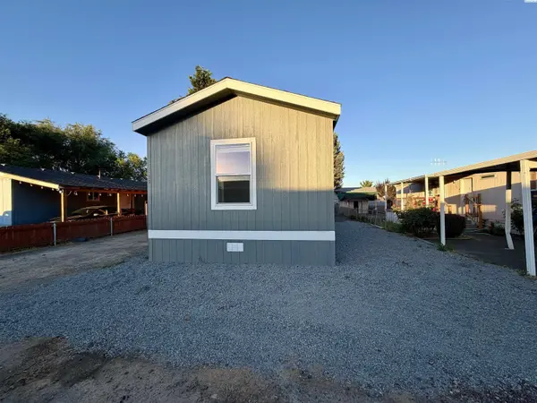 105 W Washington Ave #39 ##39, Yakima, WA 98903
