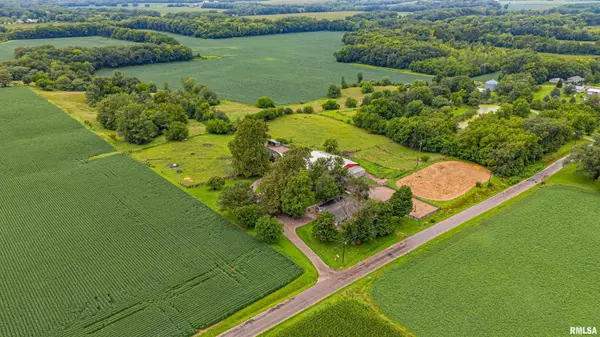 7789 N WILDLIFE DR, Hopedale, IL 61747