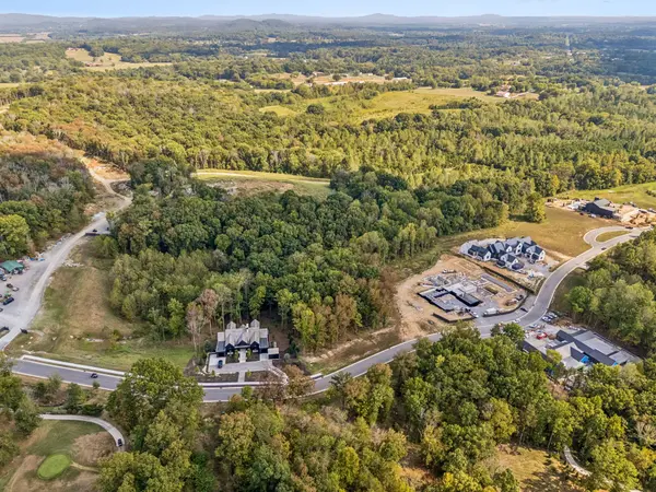 9211 Troubadour Dr, College Grove, TN 37046