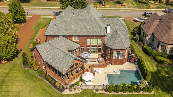 1248 Chloe Dr, Gallatin, TN 37066