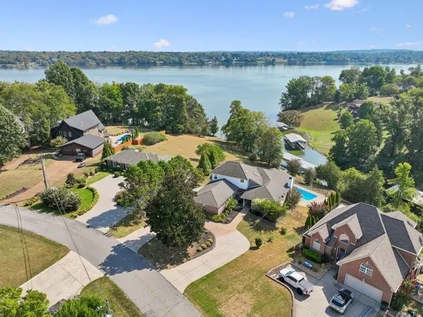339 Lakeview Cir, Mount Juliet, TN 37122