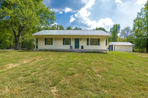 373 Snell Rd, Shelbyville, TN 37160