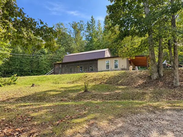 2060 Deer Creek Rd, Linden, TN 37096