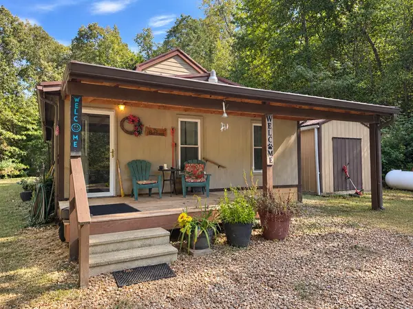 2060 Deer Creek Rd, Linden, TN 37096