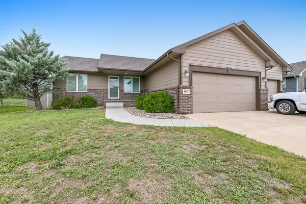 1817 N Kentucky Ln, Wichita, KS 67235