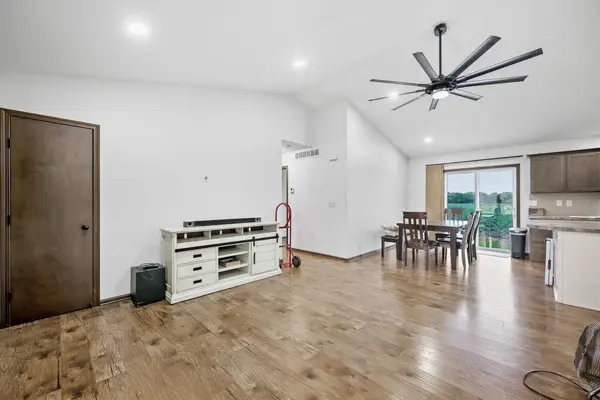 1817 N Kentucky Ln, Wichita, KS 67235