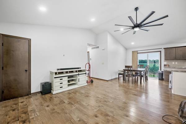 1817 N Kentucky Ln, Wichita, KS 67235