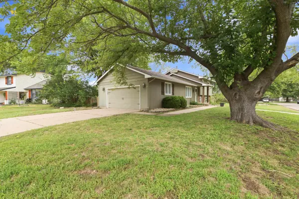 1705 N Baltimore Ave, Derby, KS 67037