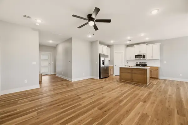 192 Tomahawk St, Clearwater, KS 67026