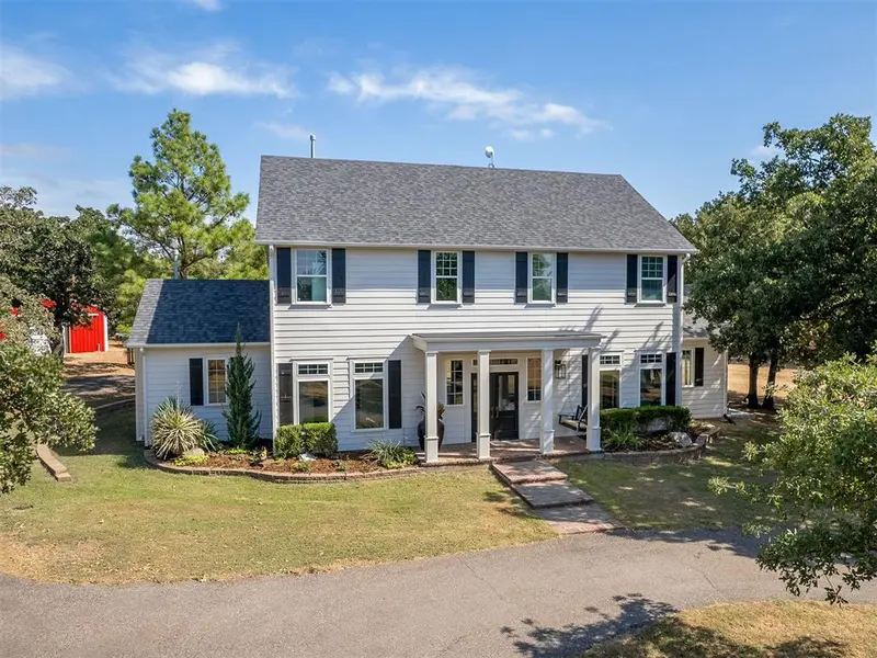 7725 Sandy LN, Edmond, OK 73034