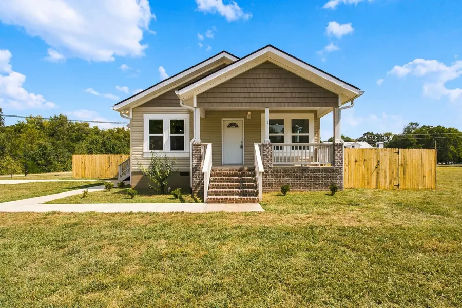 125 Front St #N, Cowan, TN 37318