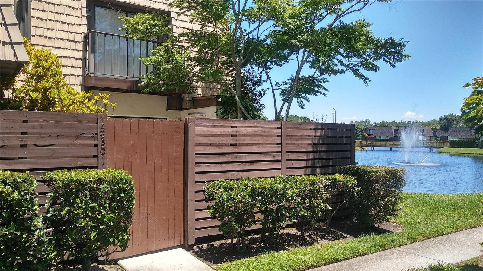 15301 W POND WOODS DR #303, Tampa