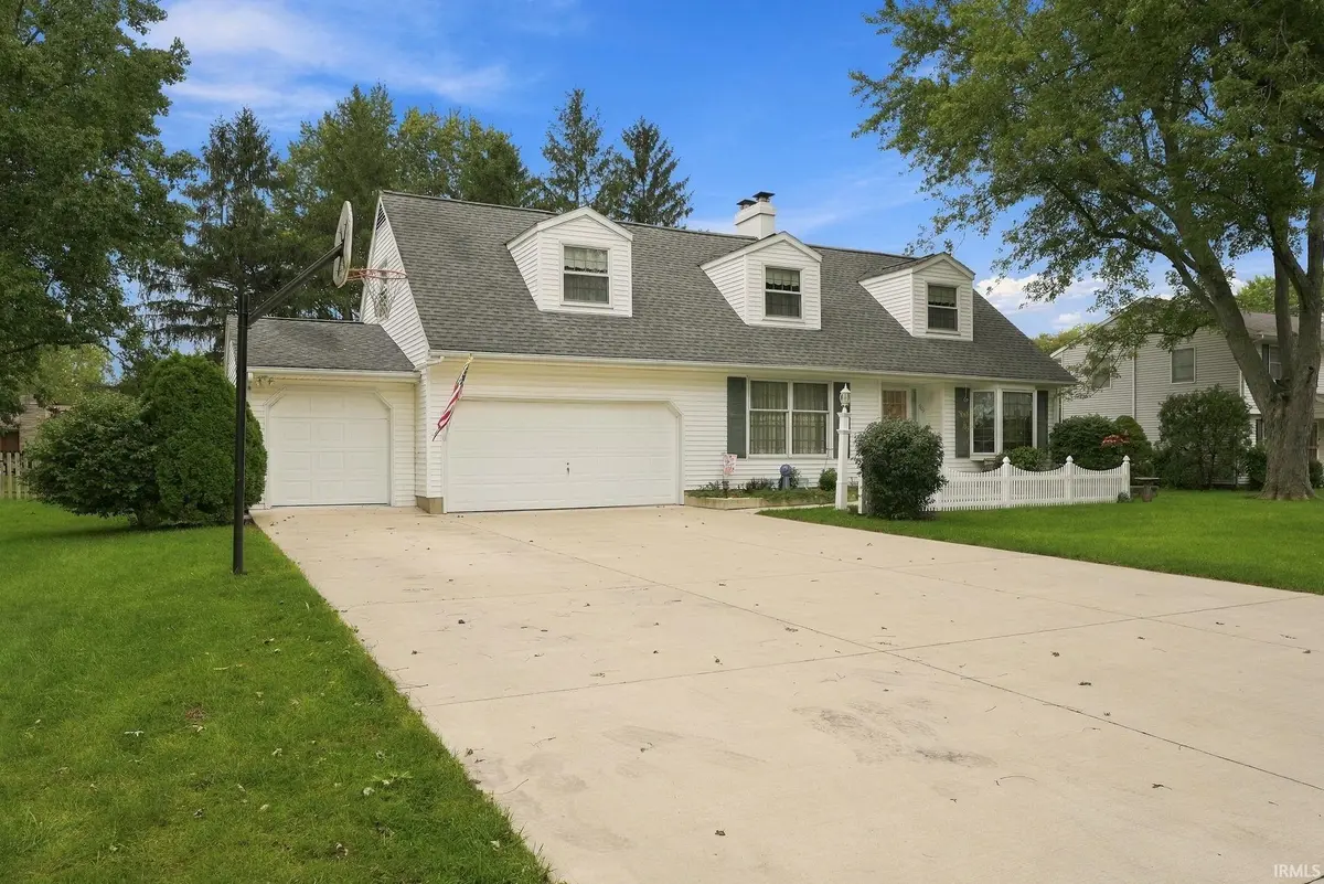 1203 Echo LN, Bluffton, IN 46714