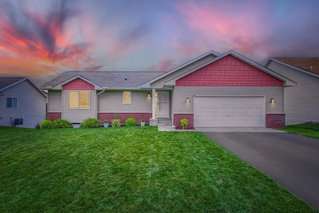 749 Pleasant AVE, Saint Paul Park, MN 55071