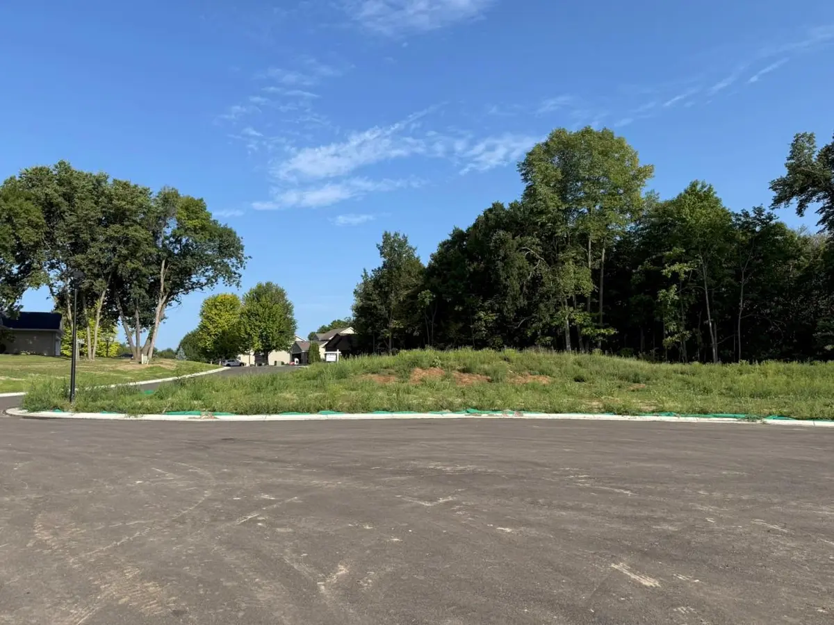 10492 Kalland LN NE, Hanover, MN 55341