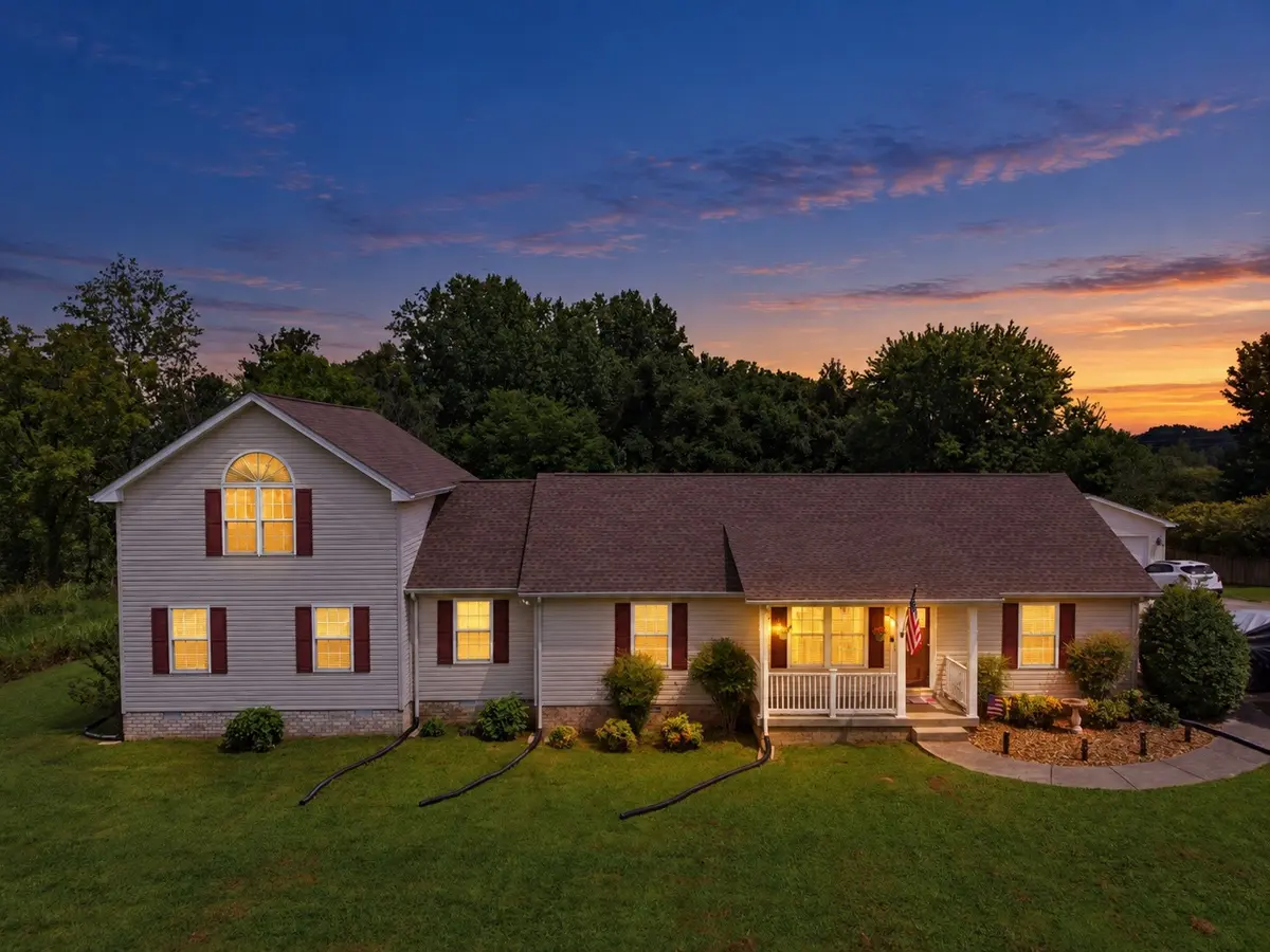 7464 Hoods Branch Rd, Springfield, TN 37172